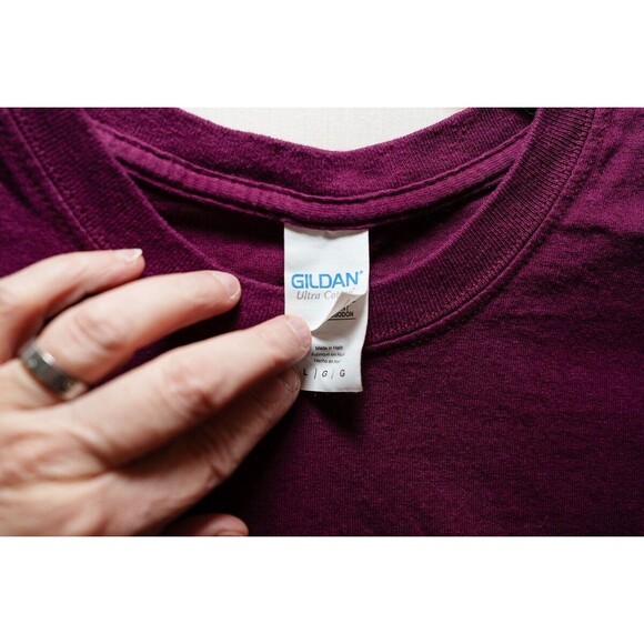 Worldcon Science Fiction convention T-shirt L maroon space astronaut - Picture 2 of 5